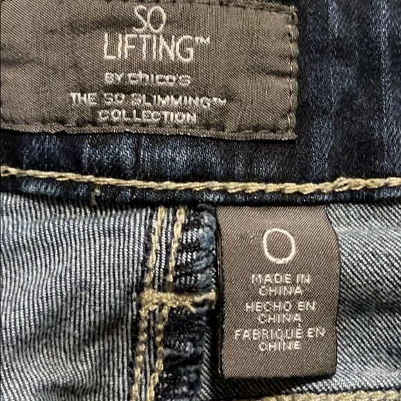 Chico’s “So Lifting” Jeans Size 4 - Picture 9 of 14